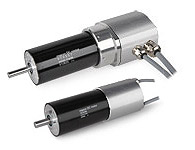 The two powerful and mechanically commutated DC brush motors, with output powers of 200 and 250 watts are protected on the commutation side with sealed aluminum housing